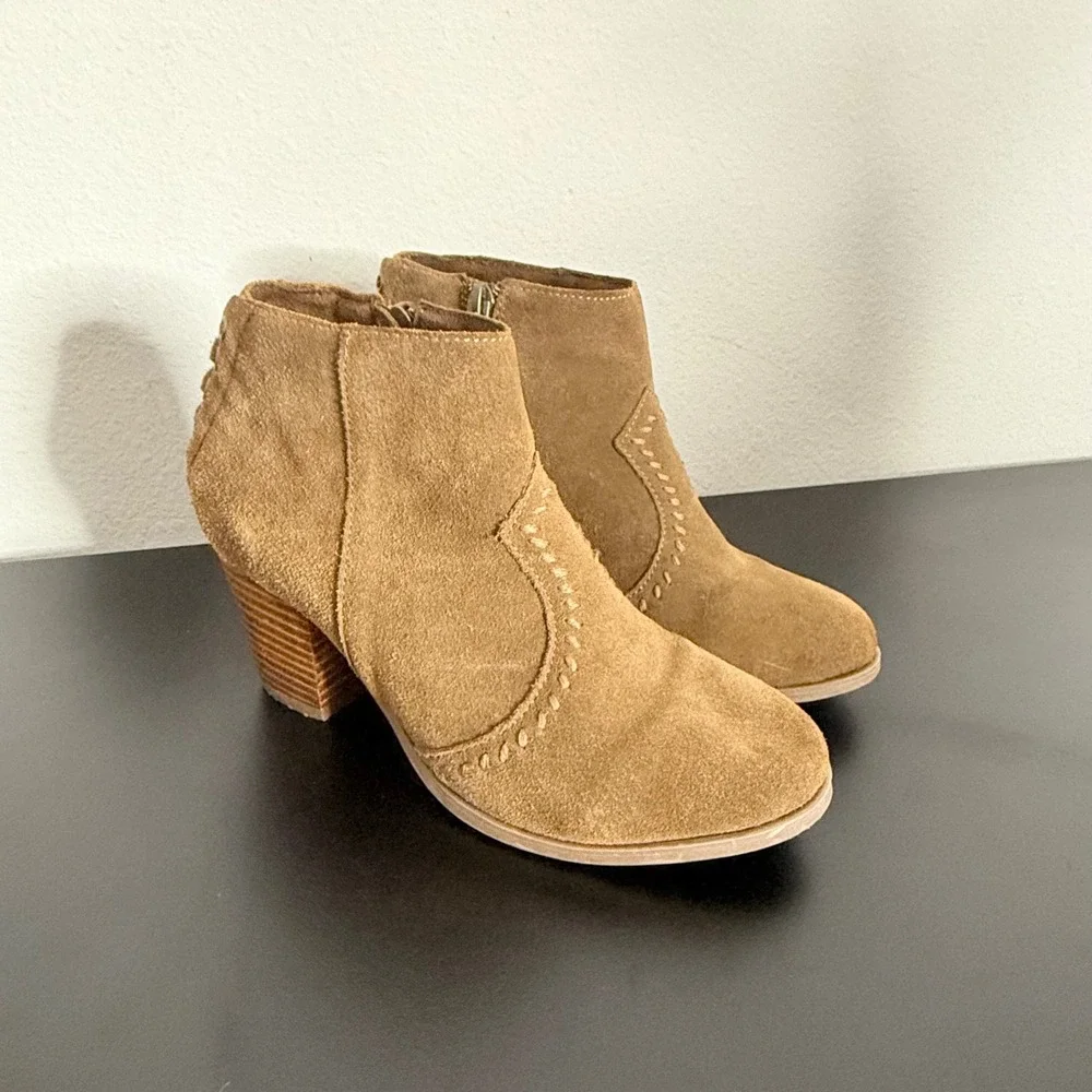 Minnetonka Suede Lace Up Ankle Boots Size 6 Brown‎ Western Stitched Cowgirl BOHO
